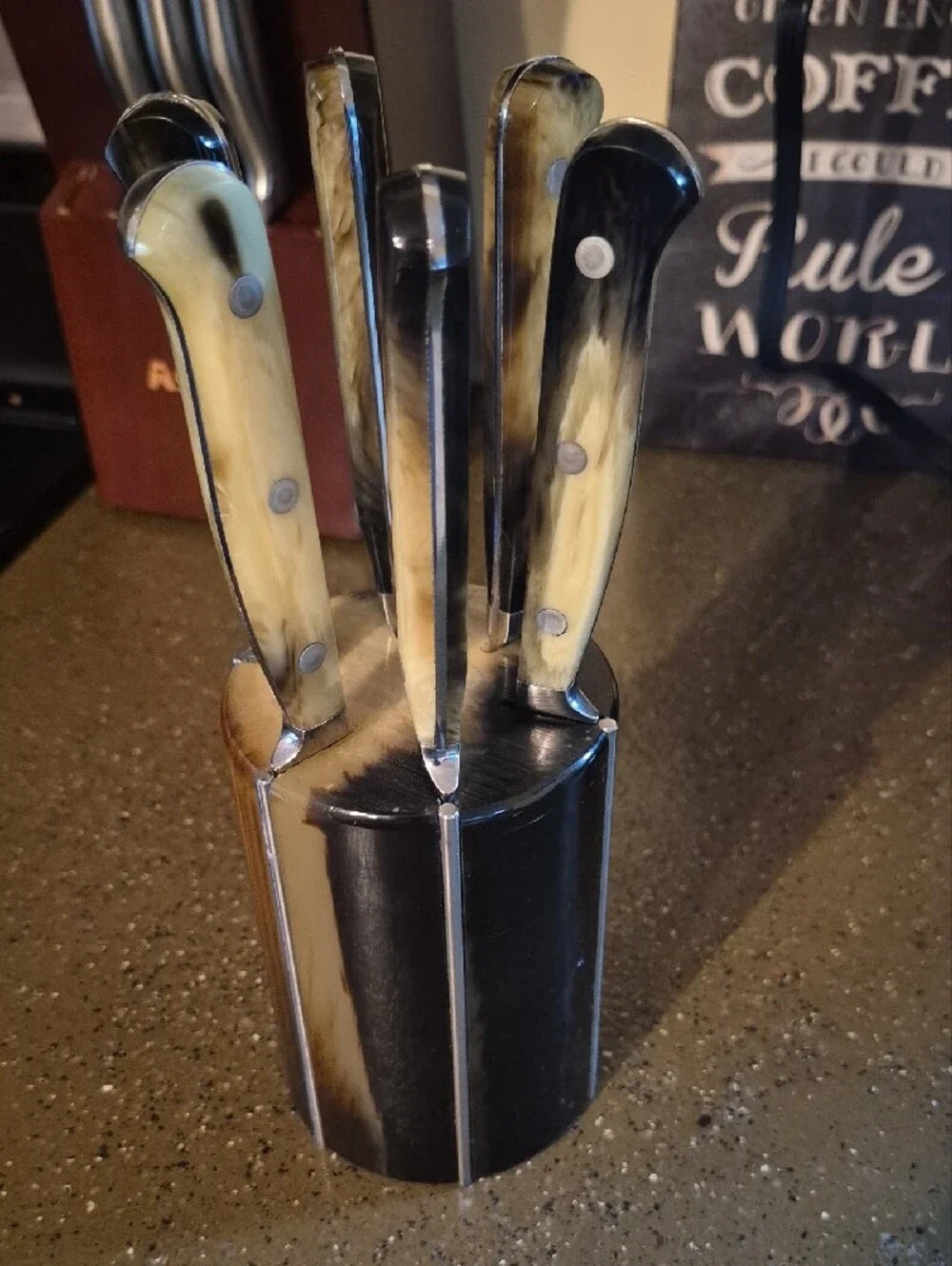 Ashanti Steak Knife Set [6] with Horn-Style Handles - Italian Made